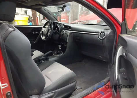 2016 Scion Tc z USA, uszkodzony, nr VIN JTKJF5C70GJ015569